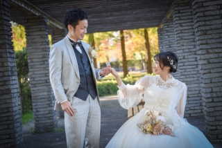 元気いっぱいの笑顔・少し照れた笑顔・自然な雰囲気などお2人がする色々な表情を逃さず撮影します&hellip;♡