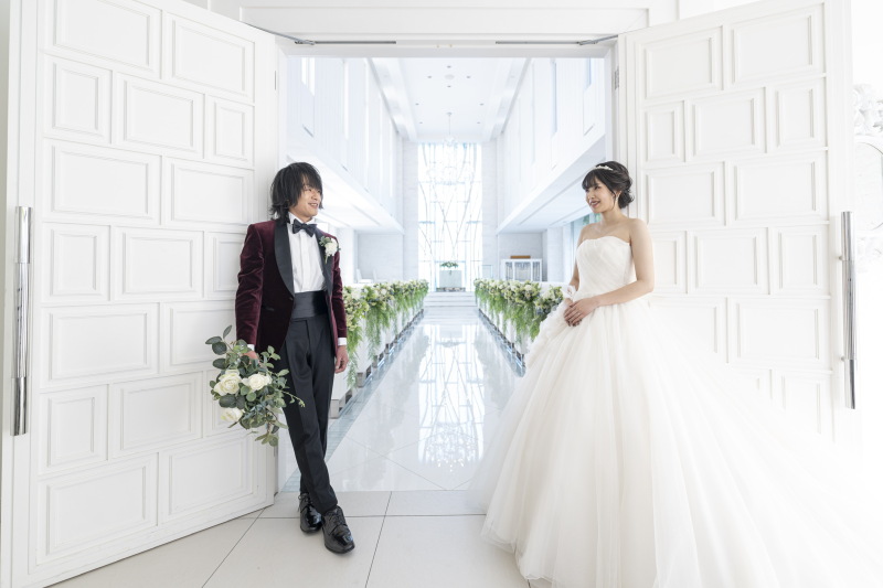 奥行き・高さ等スケール感あるチャペルでの撮影