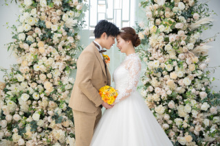 ドレス2着♥お花いっぱいの会場で♪