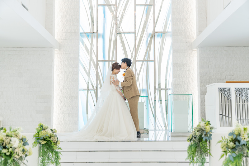 チャペルを貸し切ってロマンティックな1枚♪