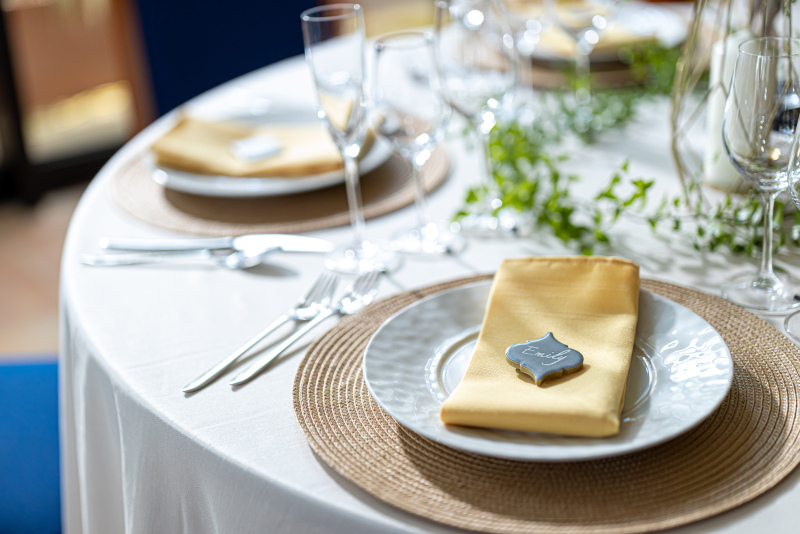 SCENE+RESORT_会食ができる