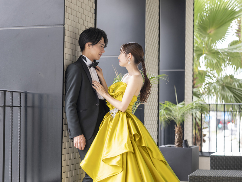 SCENE+RESORT_カラードレスが豊富