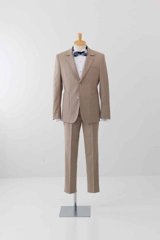 ライトベージュ