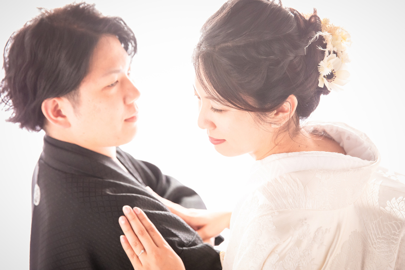 スタジオで白無垢に♥