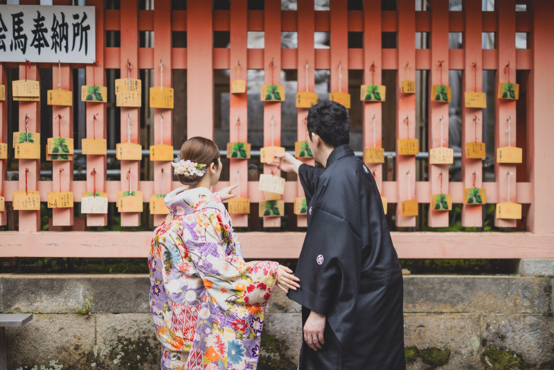 ★奉告祭★和装で神社へ!お二人が結婚されたことを、神様に感謝・奉告できる♪【2ポーズアルバム+12カットデータ】