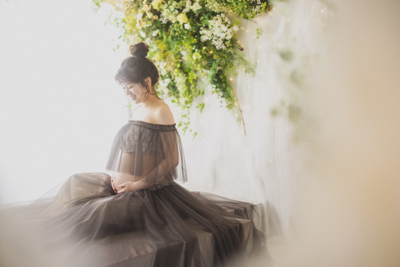 マタニティフォトプラン★今しかない特別な写真を!!可愛いマタニティドレスもご準備しております♪【お写真2枚/データ2カット】