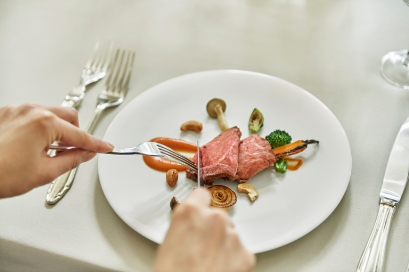 【本格チャペル撮影+会食】式場のチャペル撮影+会食付きプラン