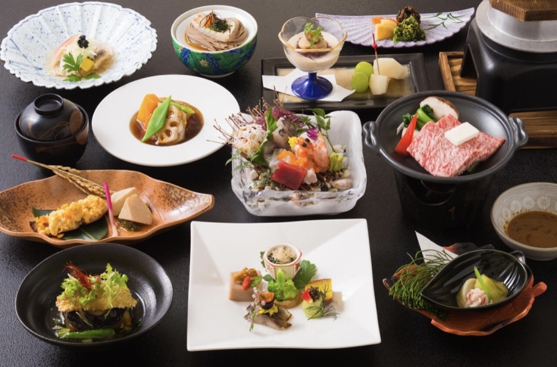 【チャペル挙式+会食】チャペルでリアンジュ挙式+10名様会食付きプラン★