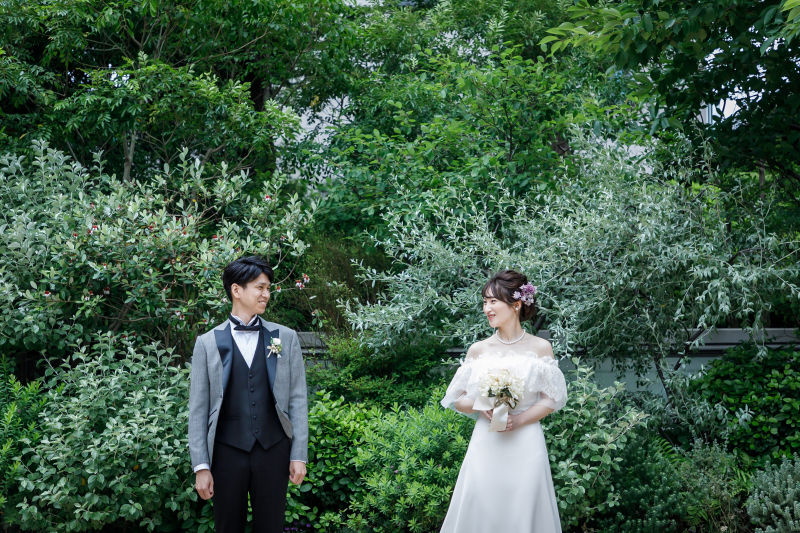 チャペル外のお庭で