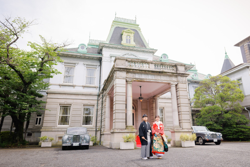 まずはタクシーで移動！