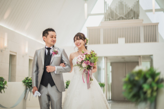 【洋装】ホワイトチャペルでフォトウエディング♪