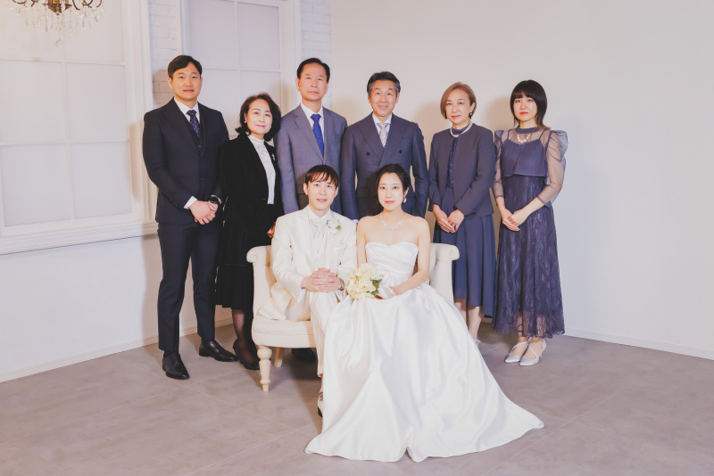 スタジオで集合写真も