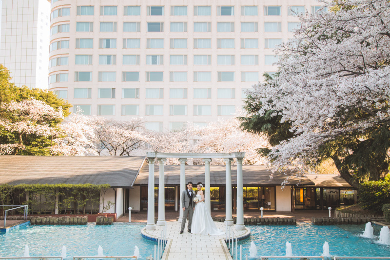 《都心とは思えない、四季に色づく庭園で自由に撮影》