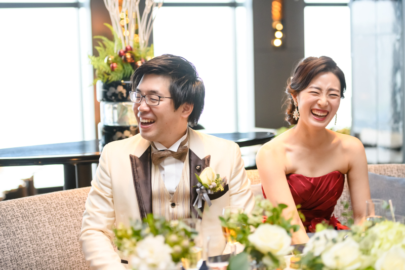 とびっきりの笑顔の瞬間。おふたりの最高の笑顔をひきだします。