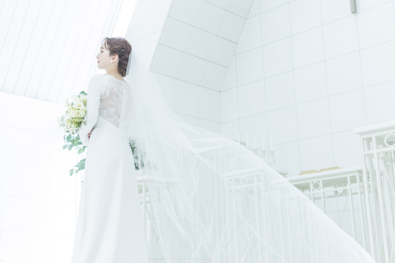 《ドレス2着撮影》本格チャペル撮影&スタジオでフォトウェディング*撮影+衣装+美容+データ付の充実内容