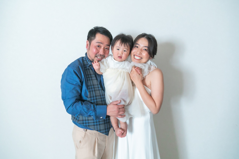 《ファミリーフォトウェディング》特別な1日を大切な家族と一緒に*何名招いても料金変動なし*撮影+衣装+美容+データ付の充実内容◎
