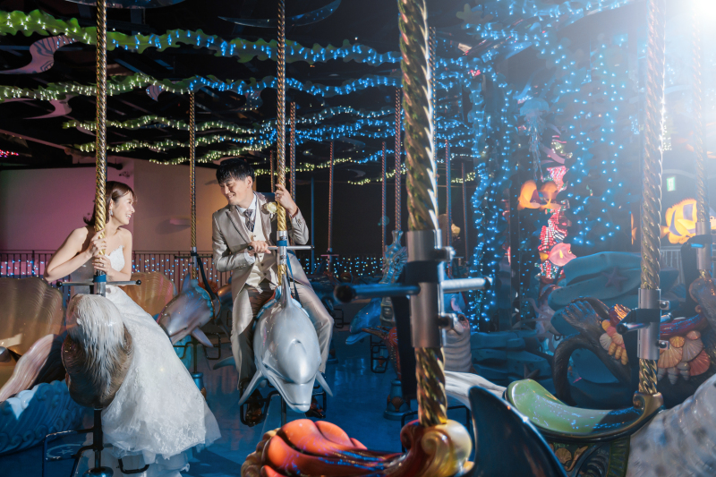 《AQUA PARK品川/洋装ロケーションフォト》水族館の照明・水・魚たちが幻想的な雰囲気を演出*撮影+衣装+美容+データ付き◎