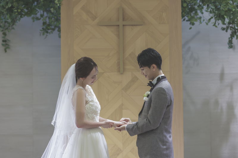 《ドレス&和装2着撮影プラン》衣装重視の方必見\衣装選び放題+スタジオorチャペル撮影場所が選べる/データ付◎平日限定