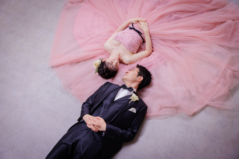 《ドレス2着撮影》本格チャペル撮影&スタジオでフォトウェディング*撮影+衣装+美容+データ付の充実内容