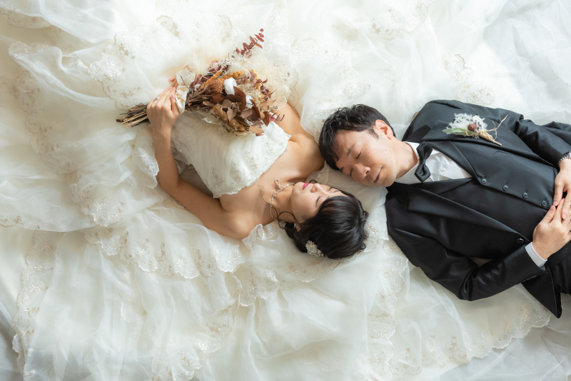 《洋装スタジオ》予算重視の方必見★撮影+衣装+美容+データ付きの充実内容◎