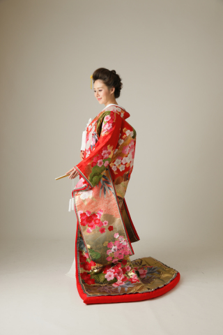 十二単仕上げの重厚打掛