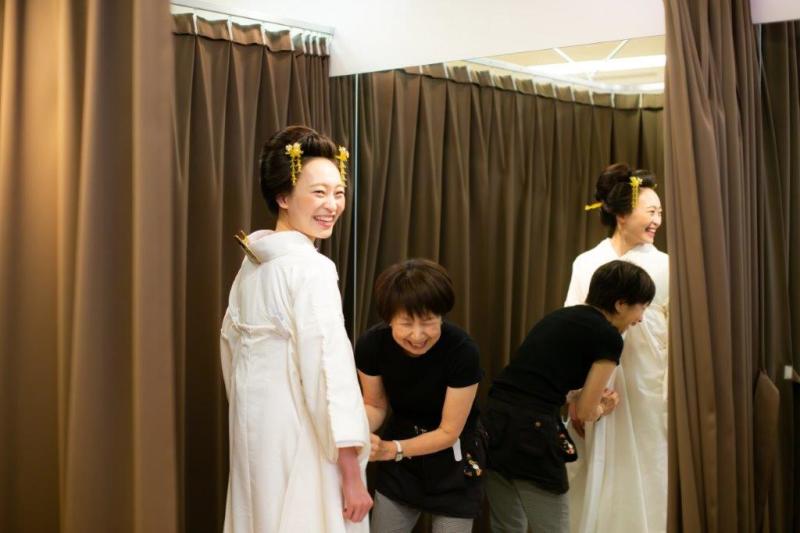 和装お仕度も和やかに