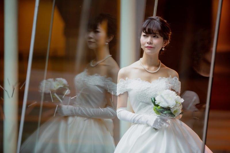 同ガラスの吹き抜けにて