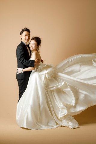 シルクドレスもグレードアップ料金無し！分かりやすいシステムで最高の撮影をしよう！