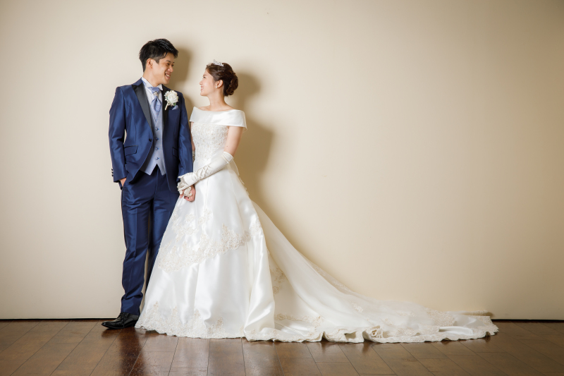 憧れのロングトレーンが映える