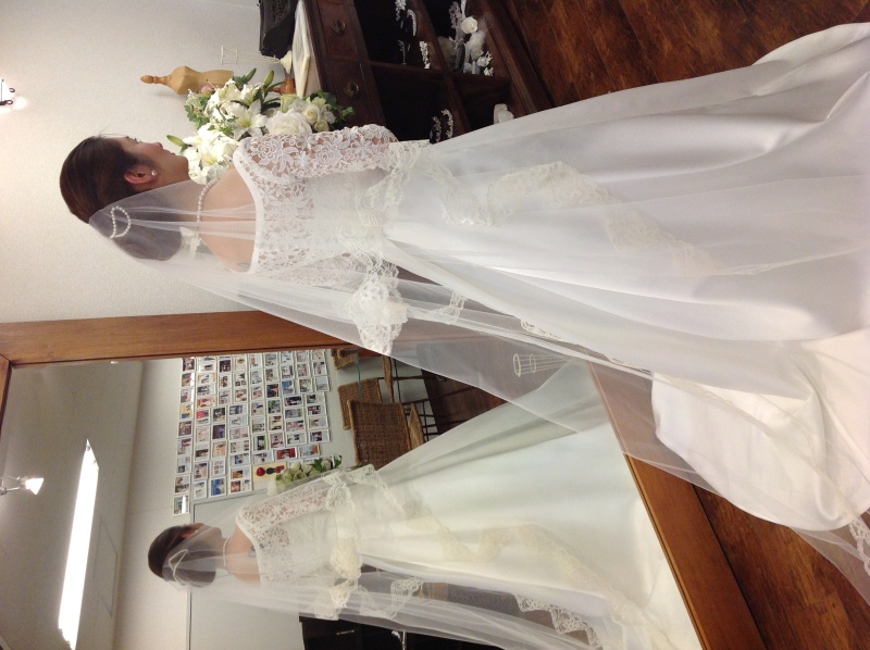 ドレス屋さんの写真館 フォトスタジオカインド_衣装の試着ができる