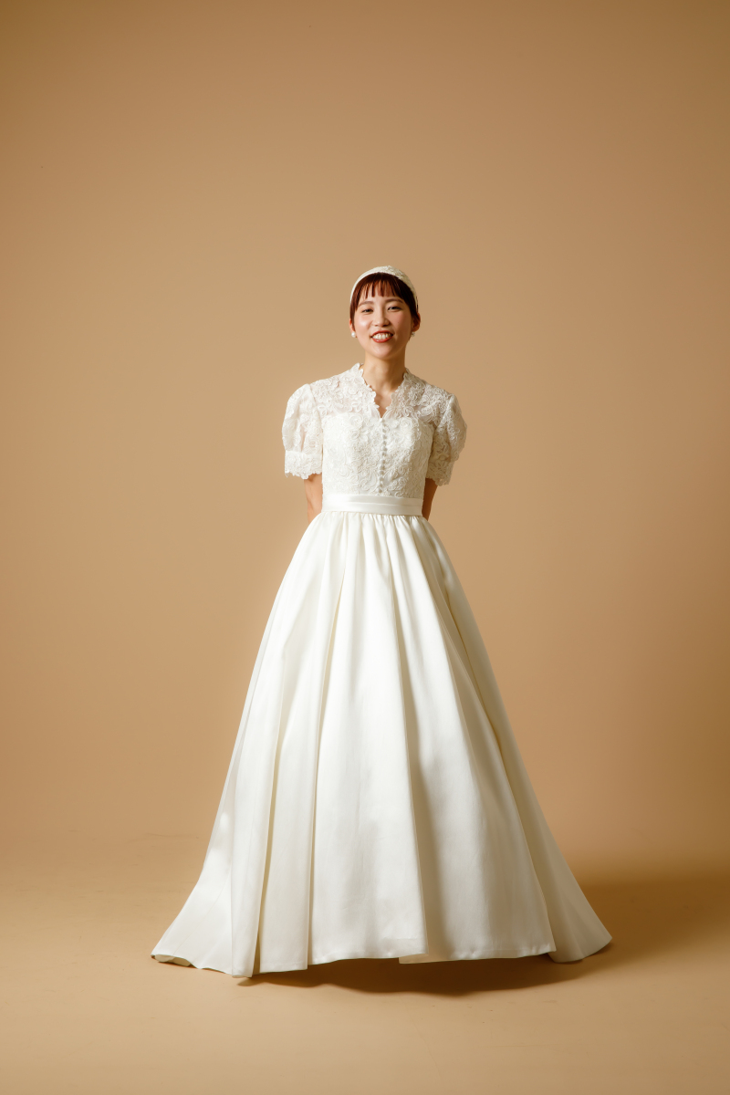 ドレス屋さんの写真館 フォトスタジオカインド_ウエディングドレスが豊富