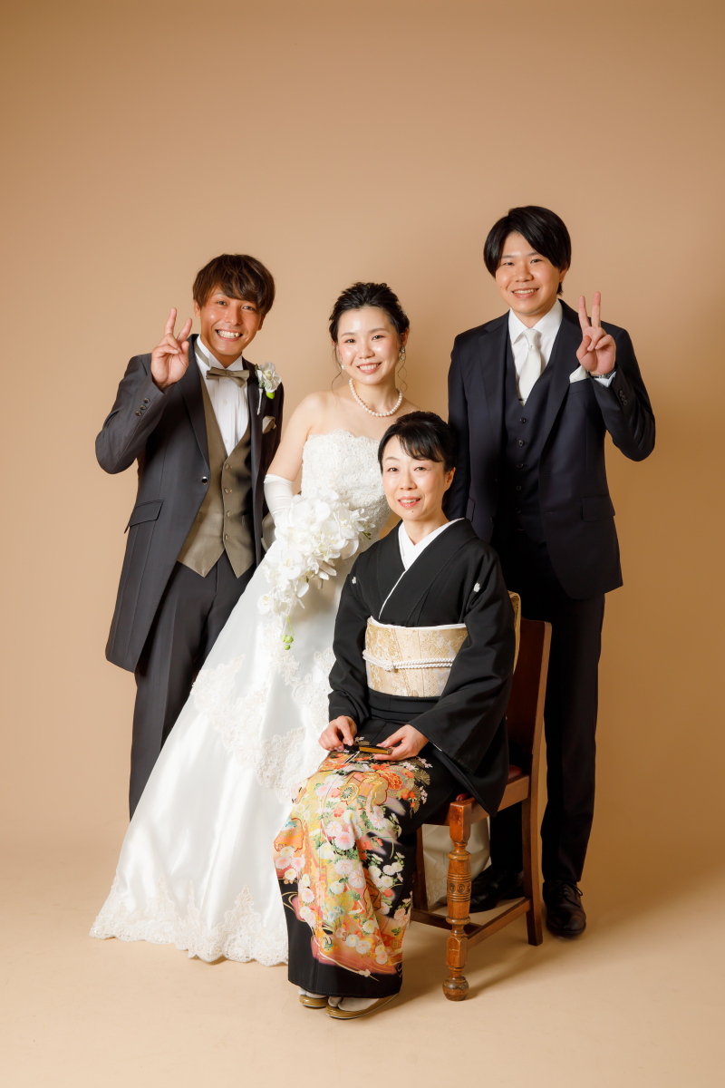 ドレス屋さんの写真館　フォトスタジオカインド_家族・友人を撮影に呼べる