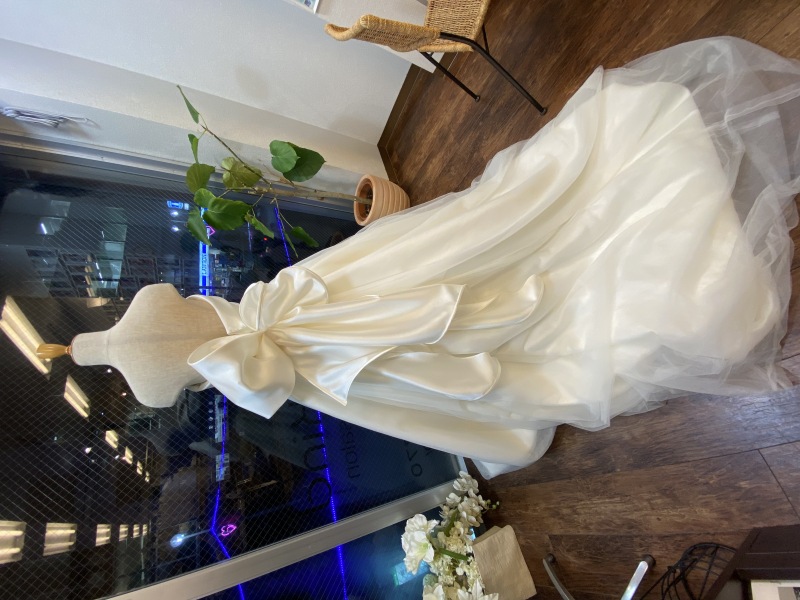 ドレス屋さんの写真館 フォトスタジオカインド_衣装の試着ができる