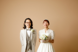 ドレス屋さんの写真館　フォトスタジオカインド_大人のシンプル写真