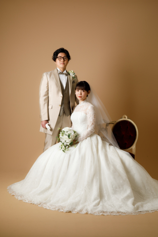 ドレス屋さんの写真館　フォトスタジオカインド_洋装スタジオ撮影