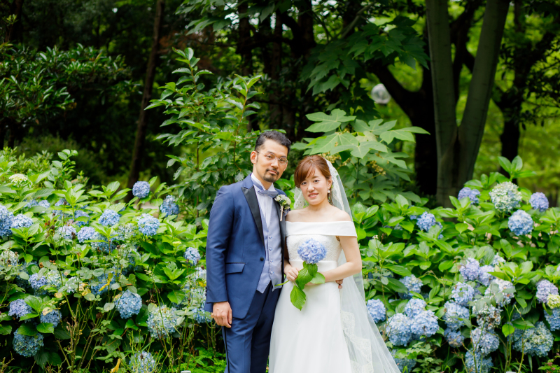 ドレス屋さんの写真館 フォトスタジオカインド_庭園で撮影できる