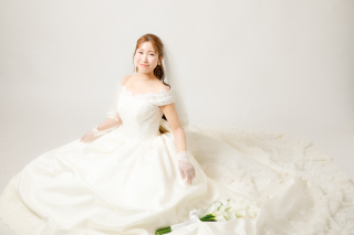 ドレス屋さんの写真館　フォトスタジオカインド_洋装スタジオ撮影