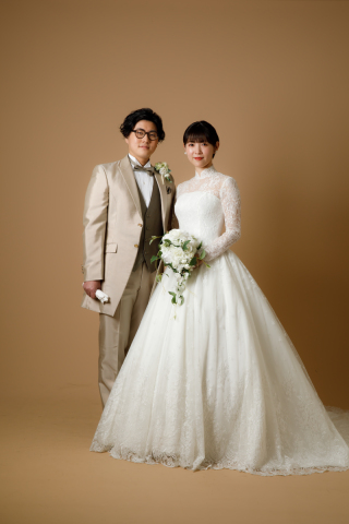 ドレス屋さんの写真館　フォトスタジオカインド_洋装スタジオ撮影