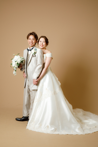 ドレス屋さんの写真館　フォトスタジオカインド_大人のシンプル写真