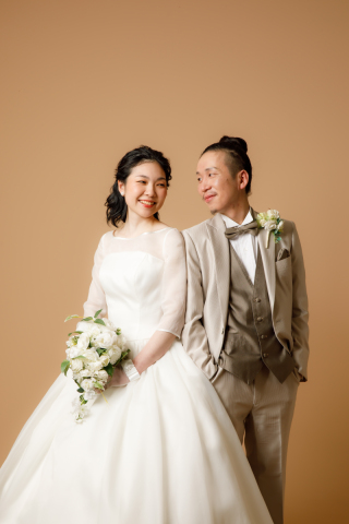 ドレス屋さんの写真館　フォトスタジオカインド_大人のシンプル写真