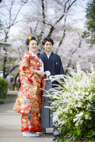 自然豊かな屋外撮影と、落ち着いたスタジオでの落ち着いた撮影が魅力!プライス設定も明確だから気軽に撮影可能!