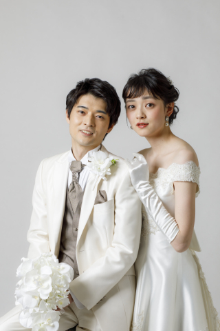 得々プラン(和洋装)和装ロケ、洋装スタジオ撮影。グレードアップ料金無し、小物全て込み、全カットデータ付き