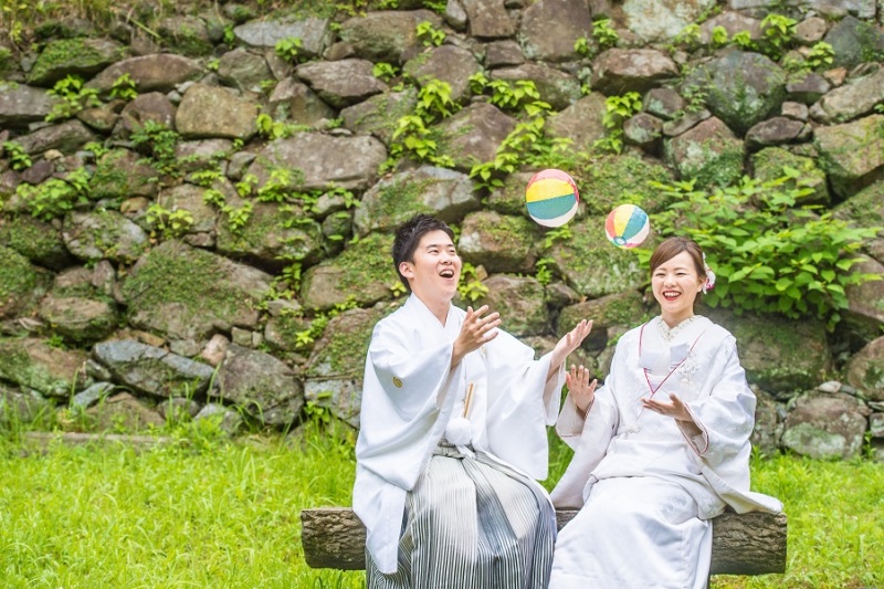 白無垢と紙風船