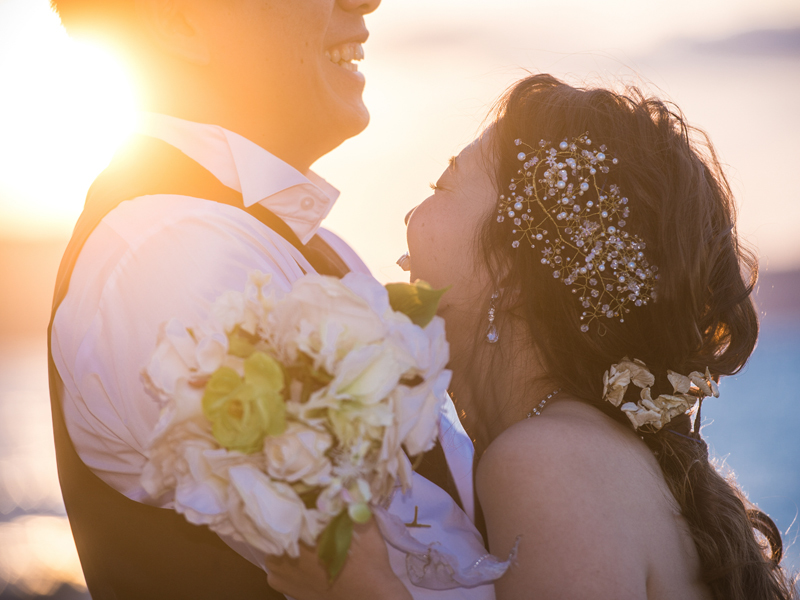 志賀島で撮影

お二人の自然な笑顔と夕日が最高でした！