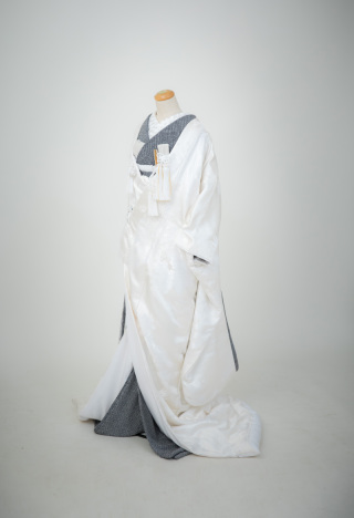 黒色絞り染め色掛下