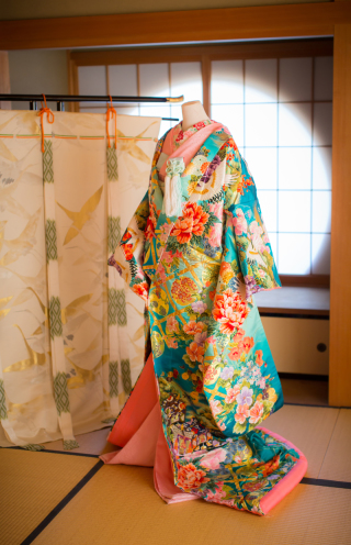 ピンク掛下＋水色打掛