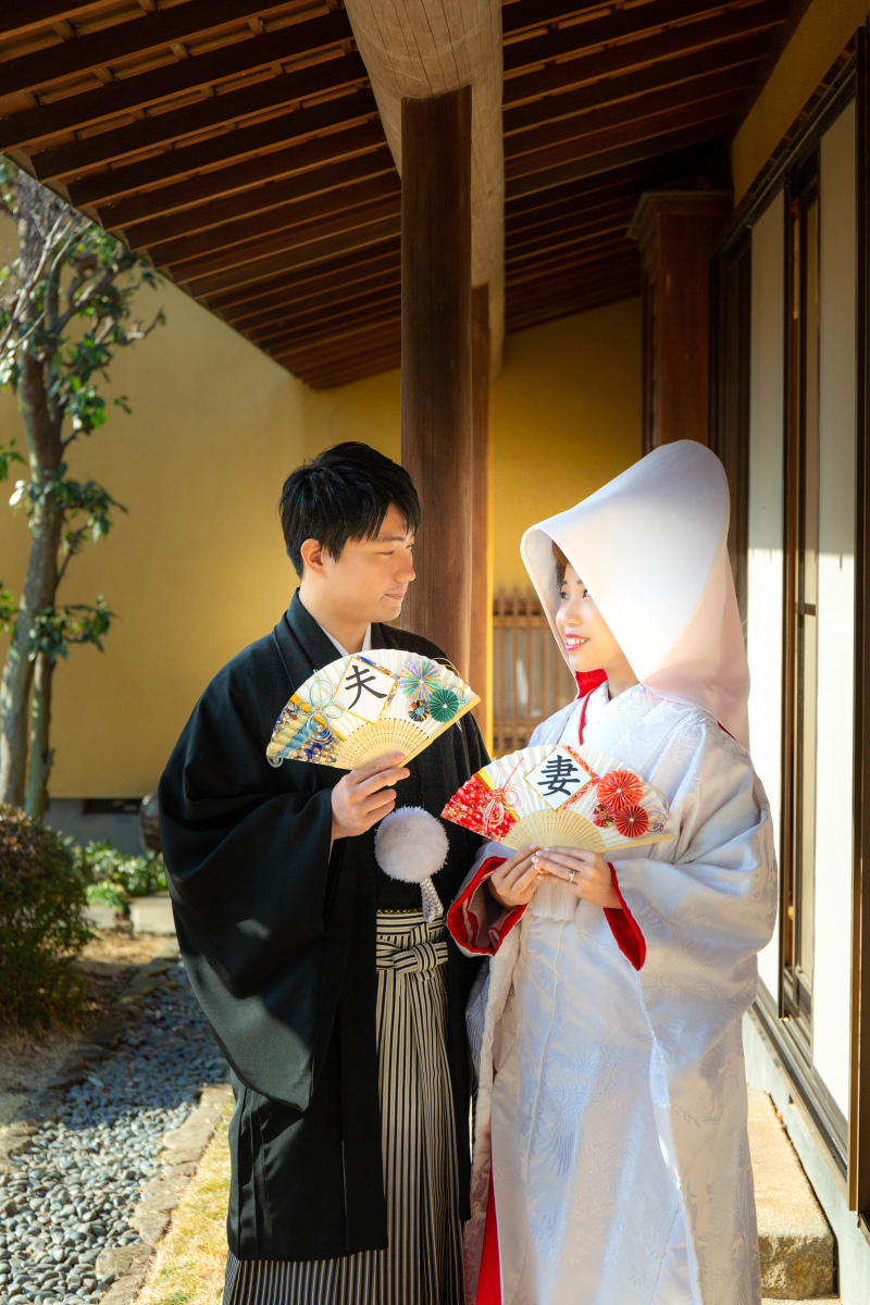 見つめ合う2人。