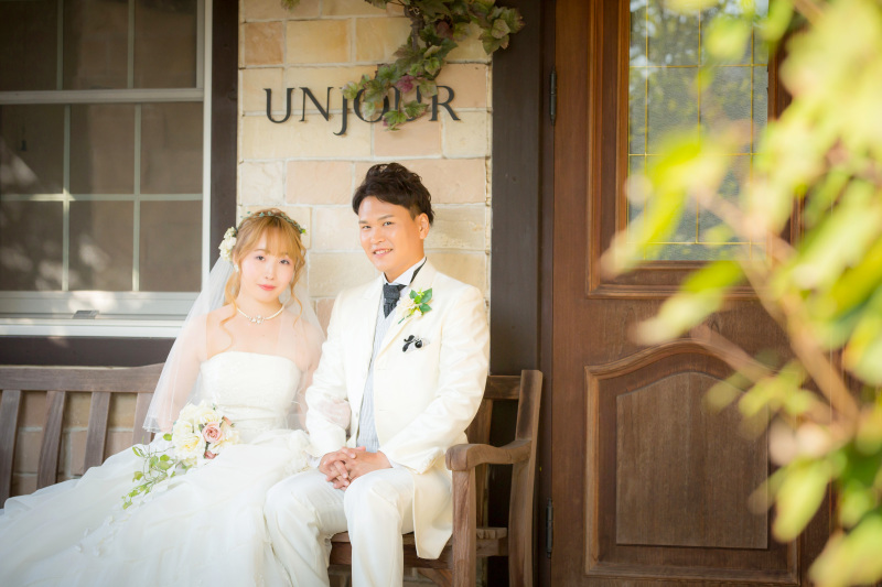 UNJOURのベンチで♪