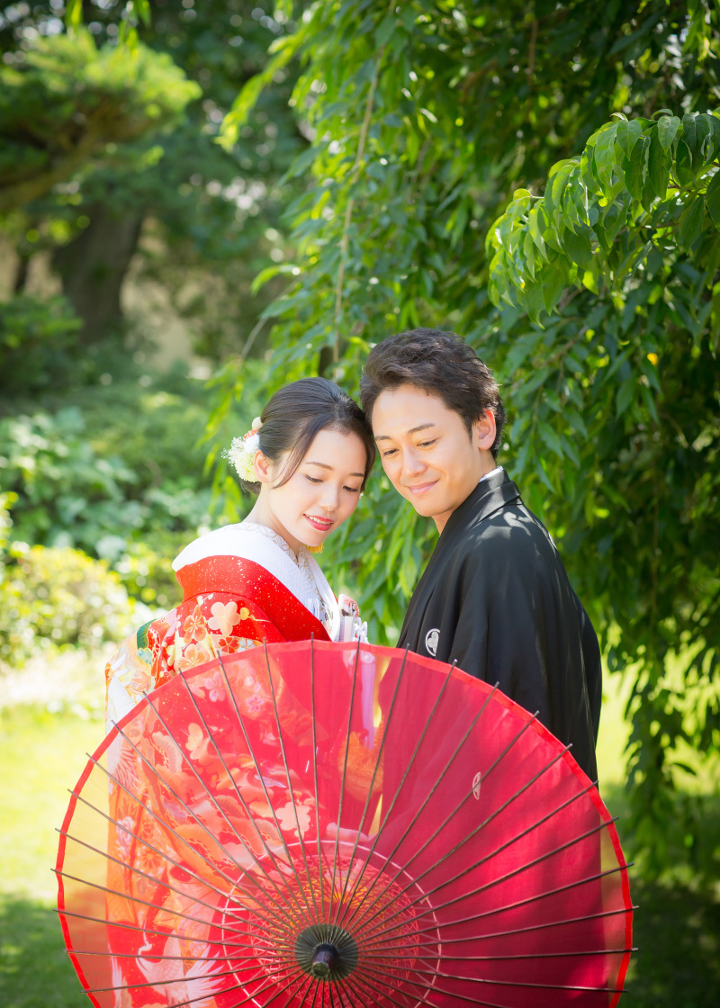赤い色打掛がお似合い☆素敵なカップル