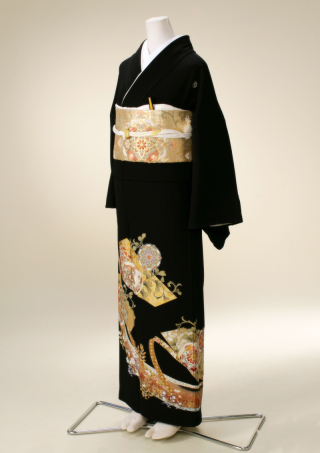 ご両親様のお衣装取り揃えております！